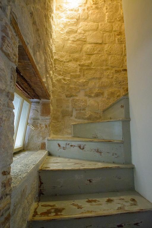Rooms Livia Trogir Zewnętrze zdjęcie