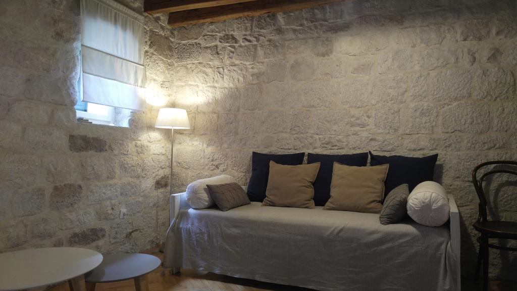 Rooms Livia Trogir Zewnętrze zdjęcie