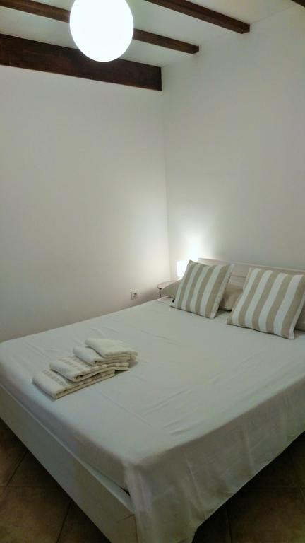 Rooms Livia Trogir Zewnętrze zdjęcie